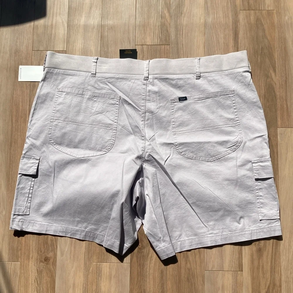 Lee Bermuda short soft flex comfort waistband midrise 9 in inseam 24W